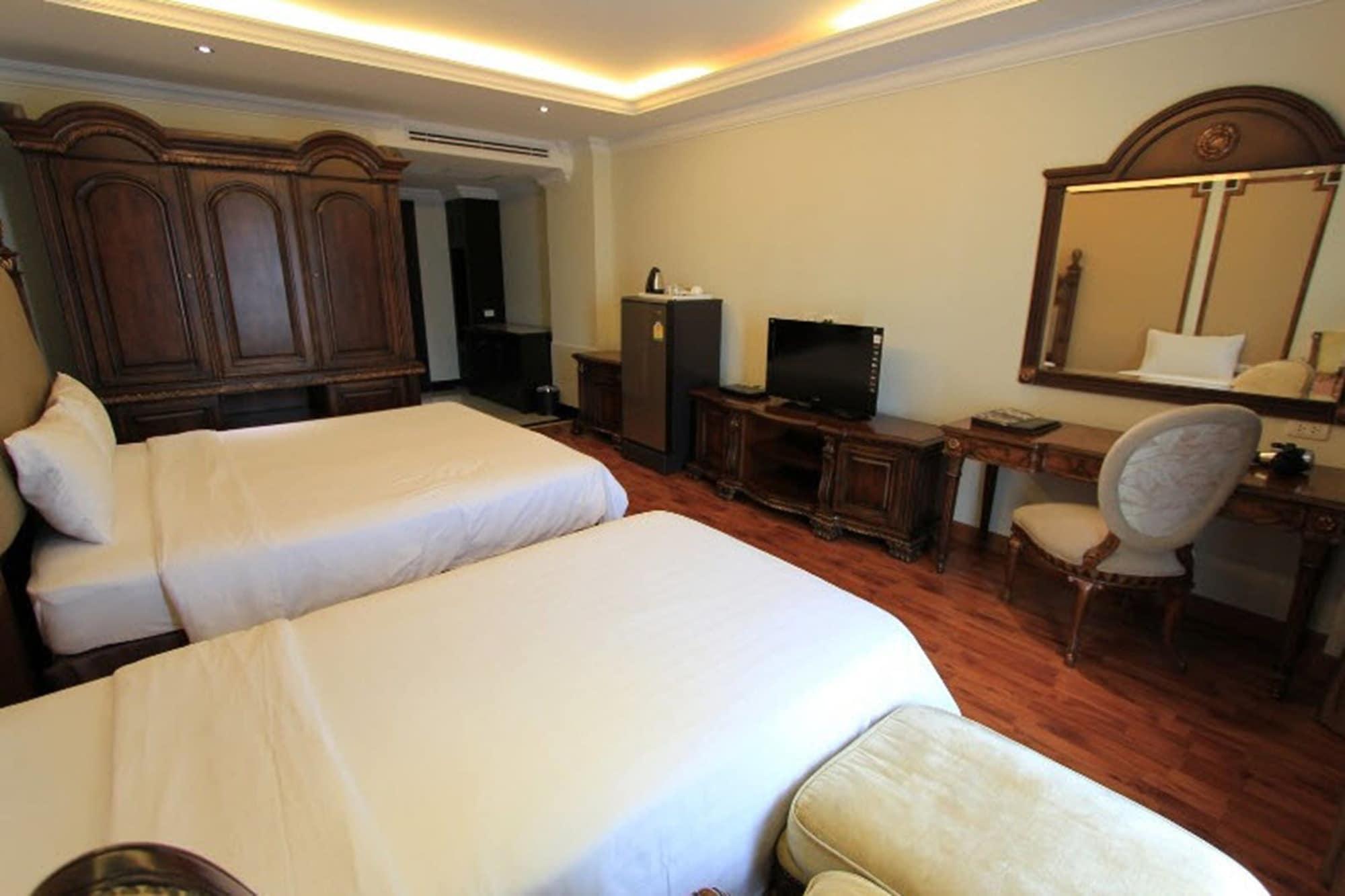 LK Miracle Suite Pattaya Extérieur photo