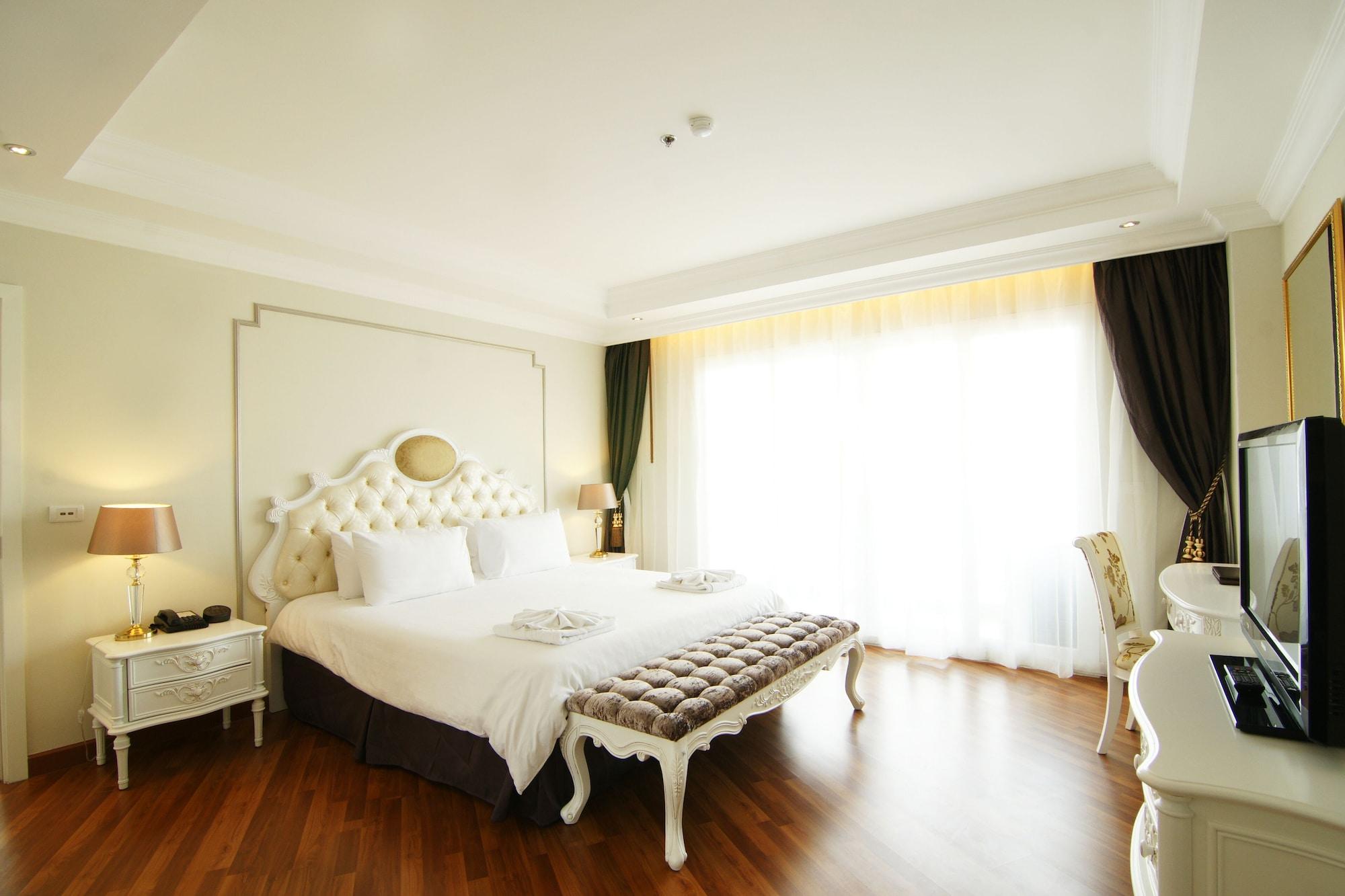 LK Miracle Suite Pattaya Extérieur photo