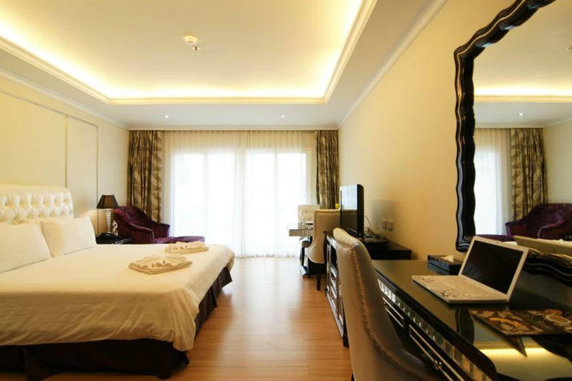 LK Miracle Suite Pattaya Extérieur photo