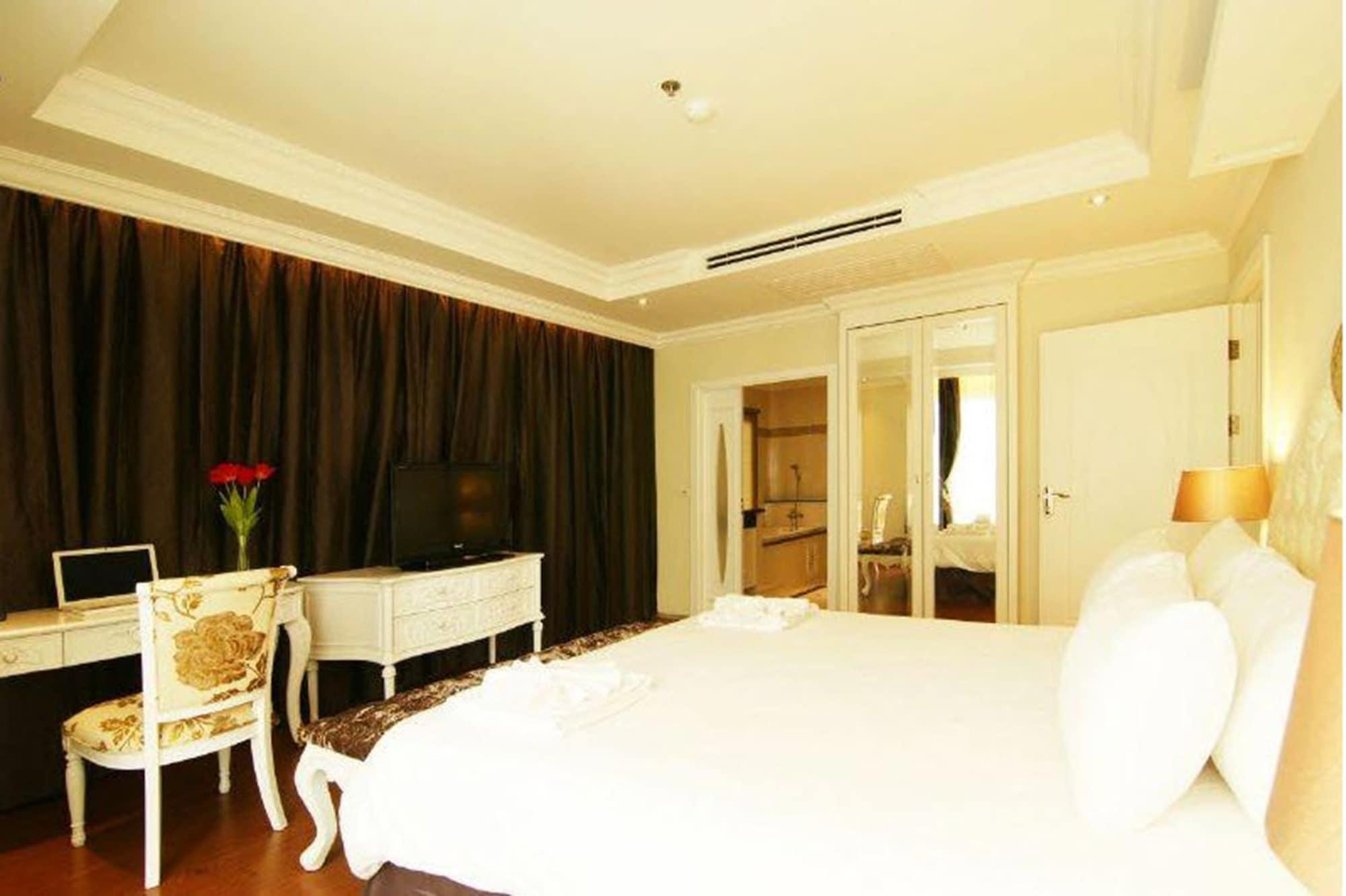 LK Miracle Suite Pattaya Extérieur photo