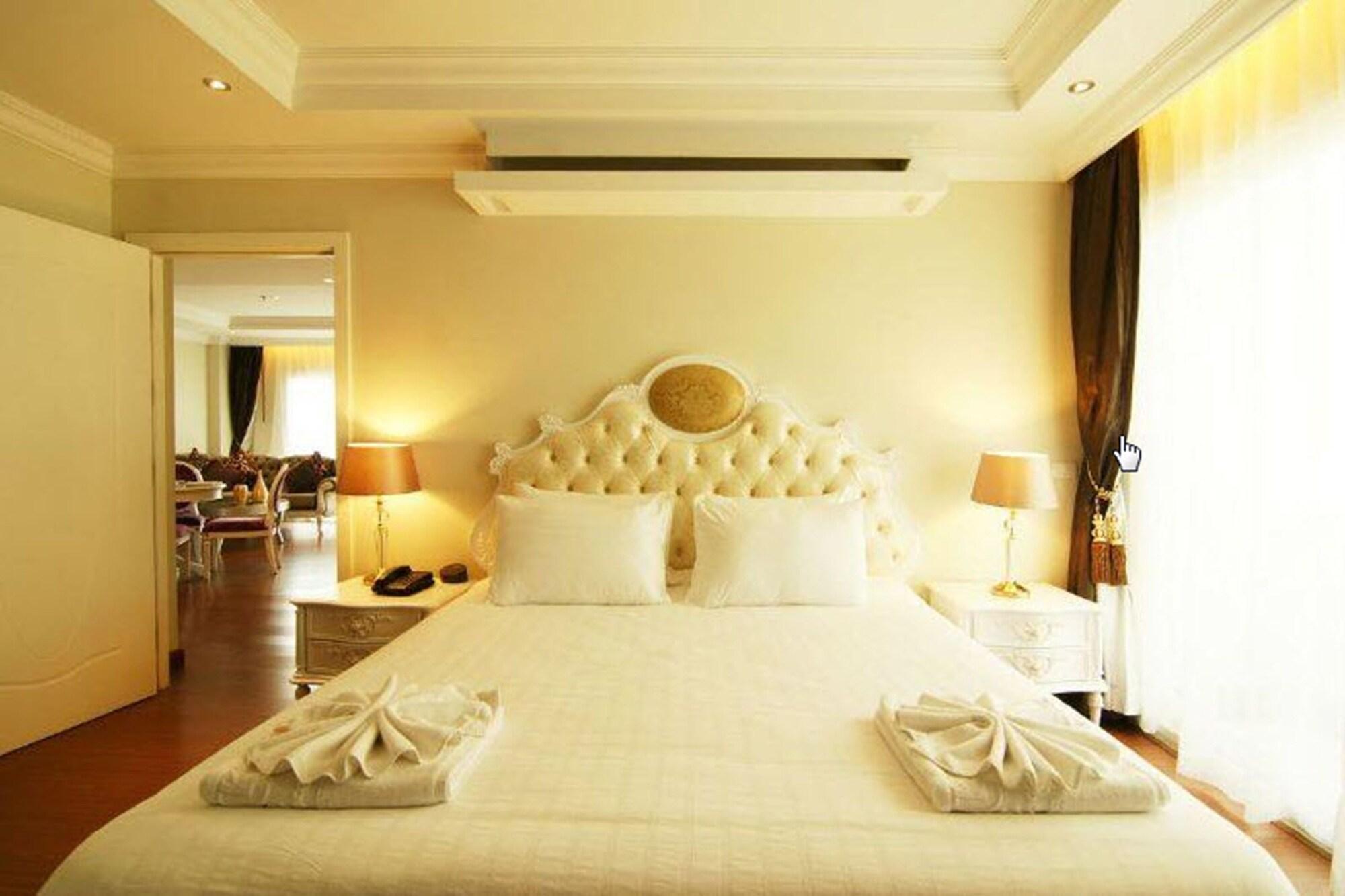 LK Miracle Suite Pattaya Extérieur photo