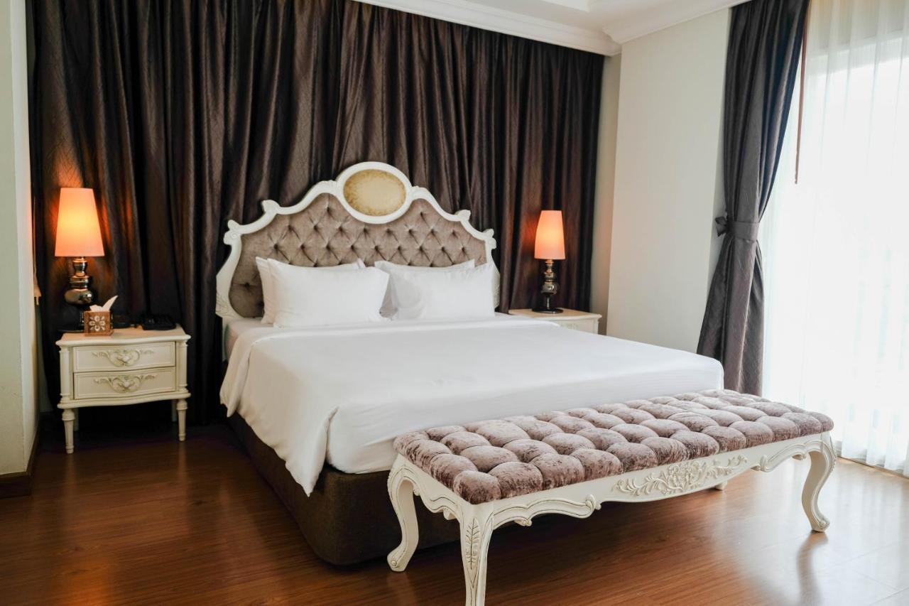 LK Miracle Suite Pattaya Extérieur photo