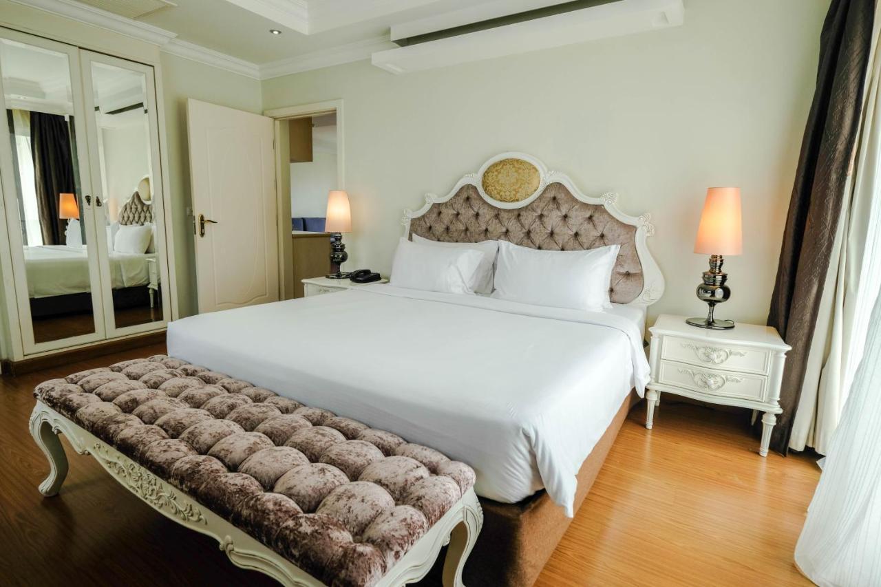 LK Miracle Suite Pattaya Extérieur photo
