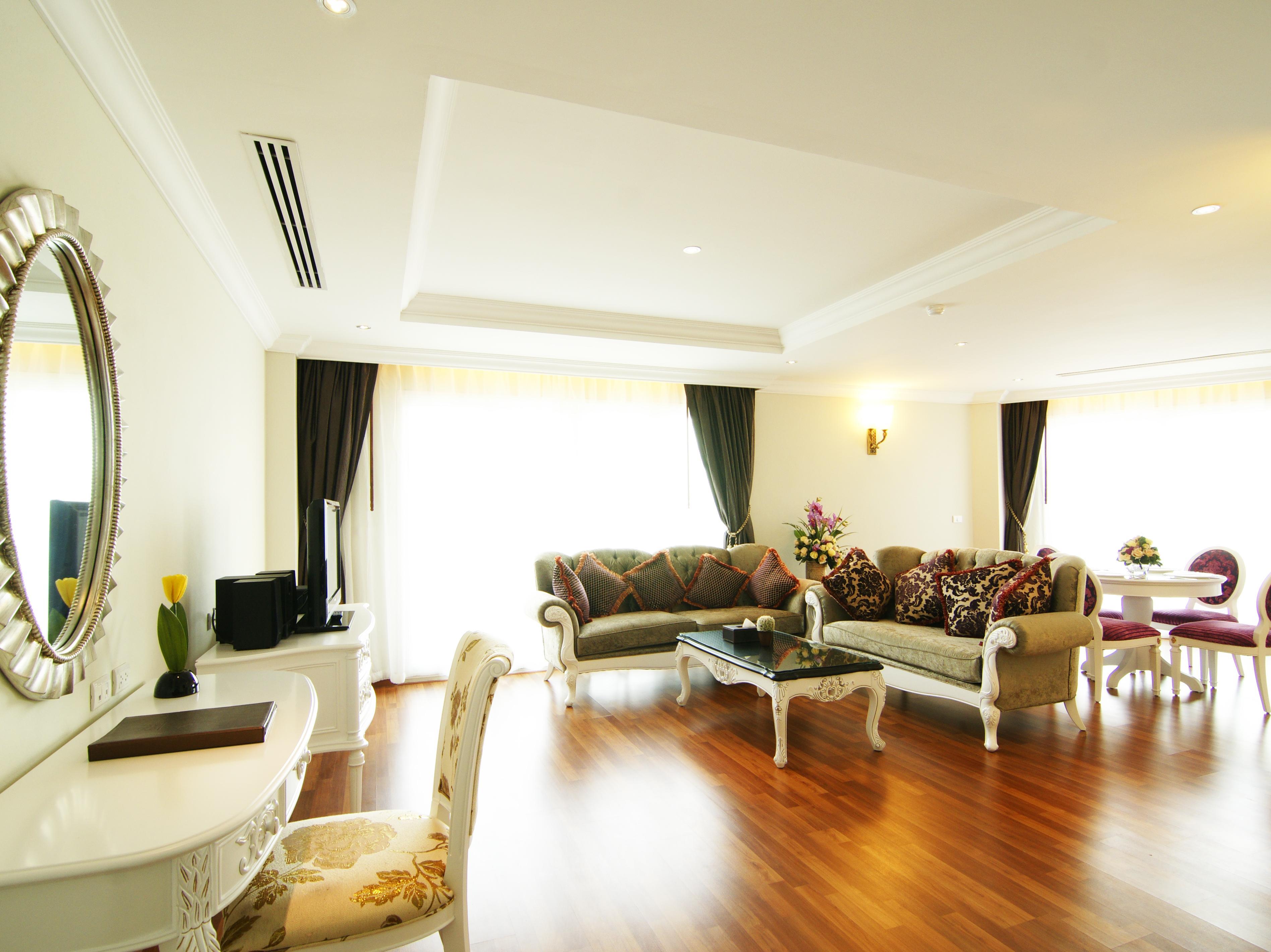 LK Miracle Suite Pattaya Extérieur photo