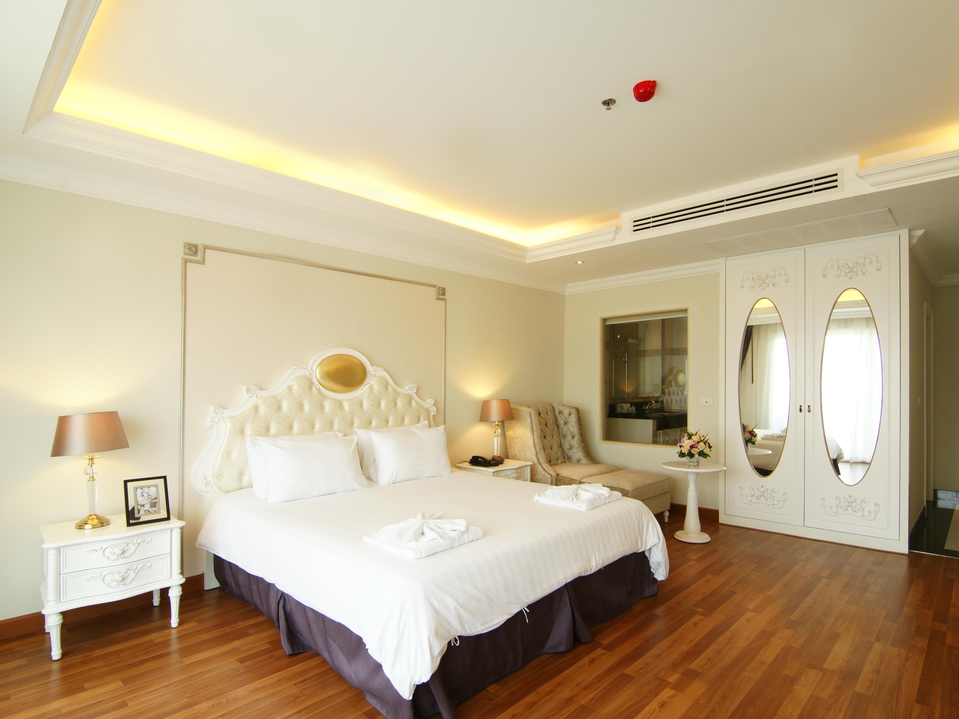 LK Miracle Suite Pattaya Extérieur photo