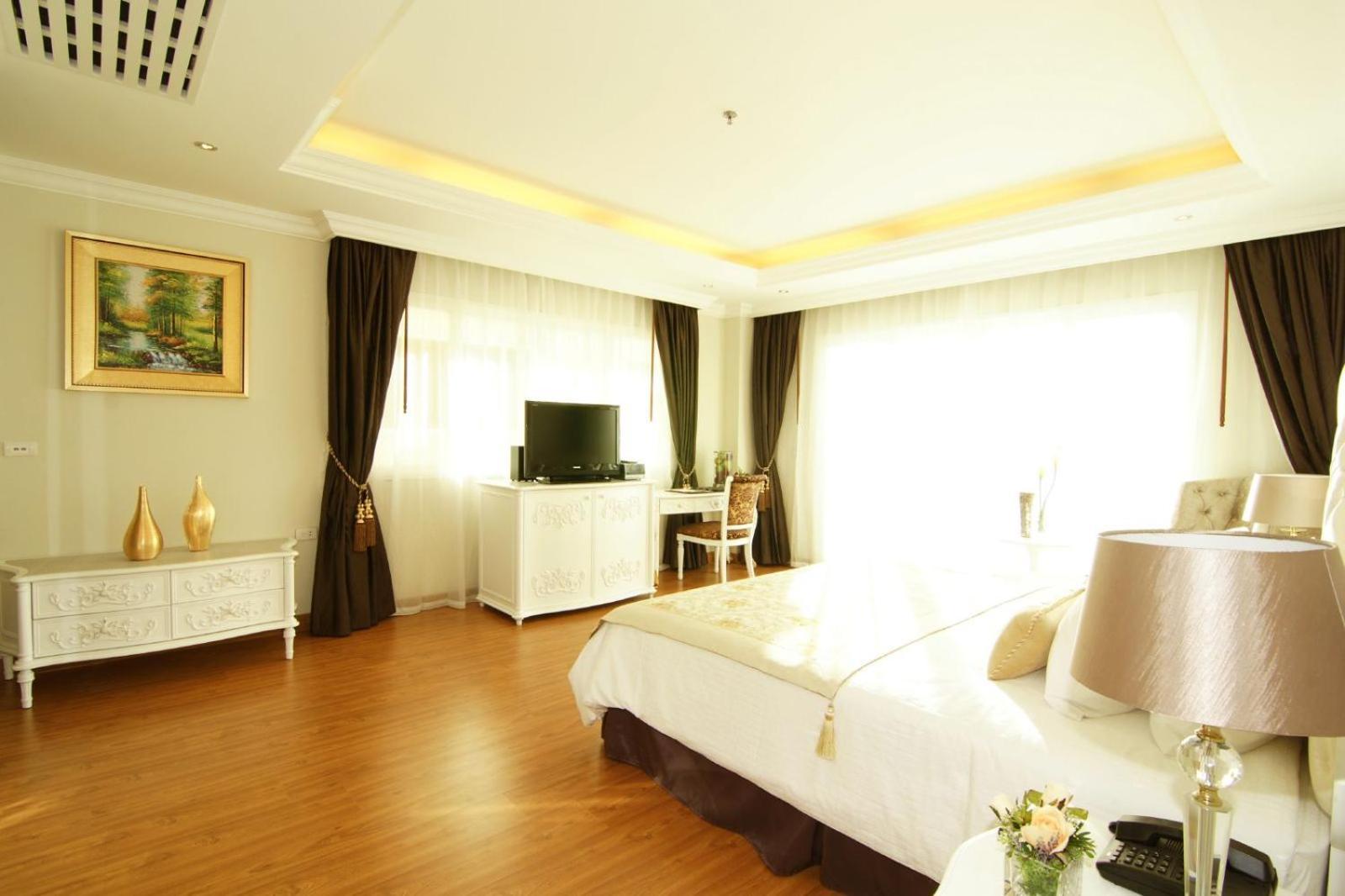 LK Miracle Suite Pattaya Extérieur photo