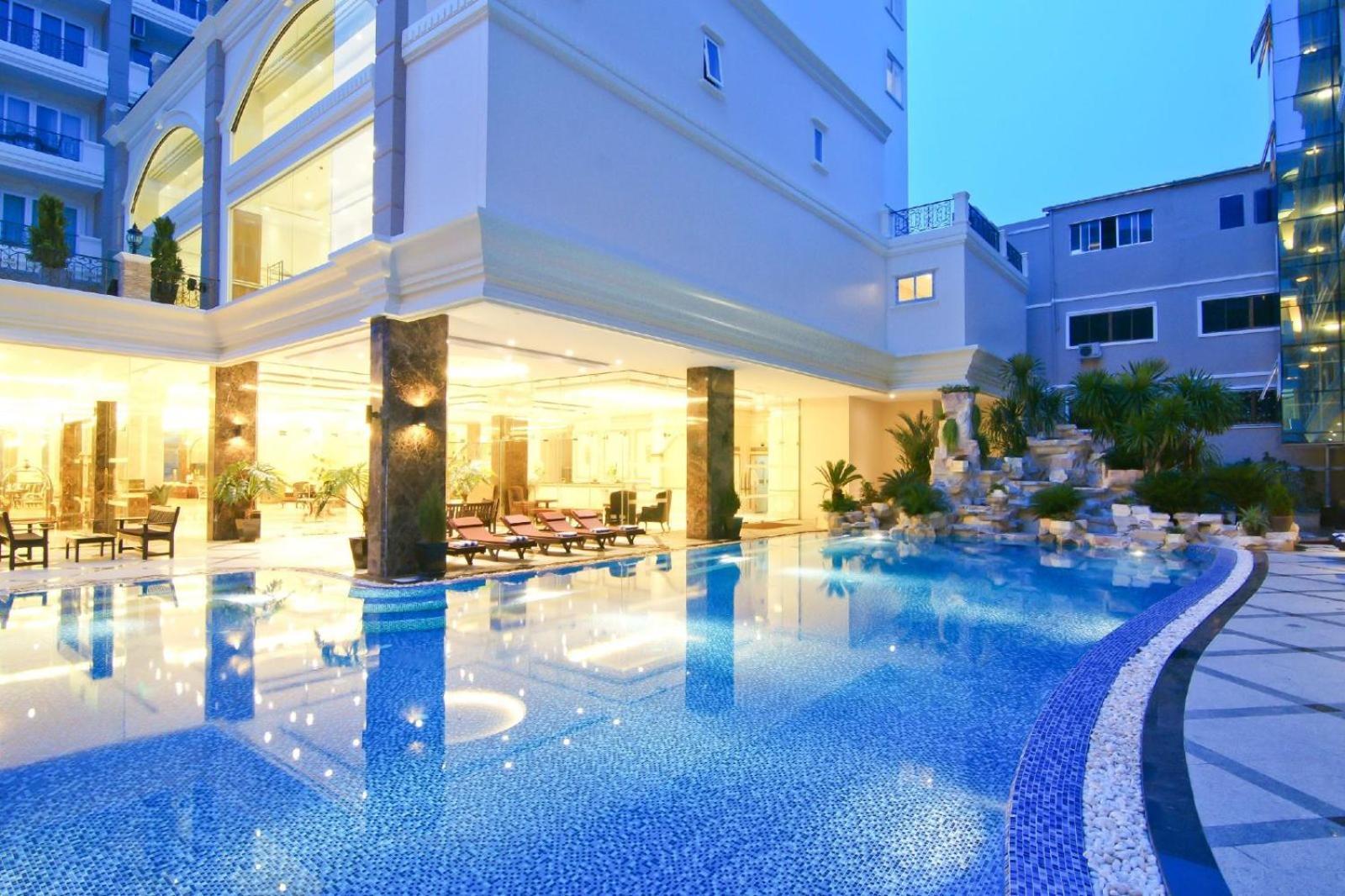 LK Miracle Suite Pattaya Extérieur photo